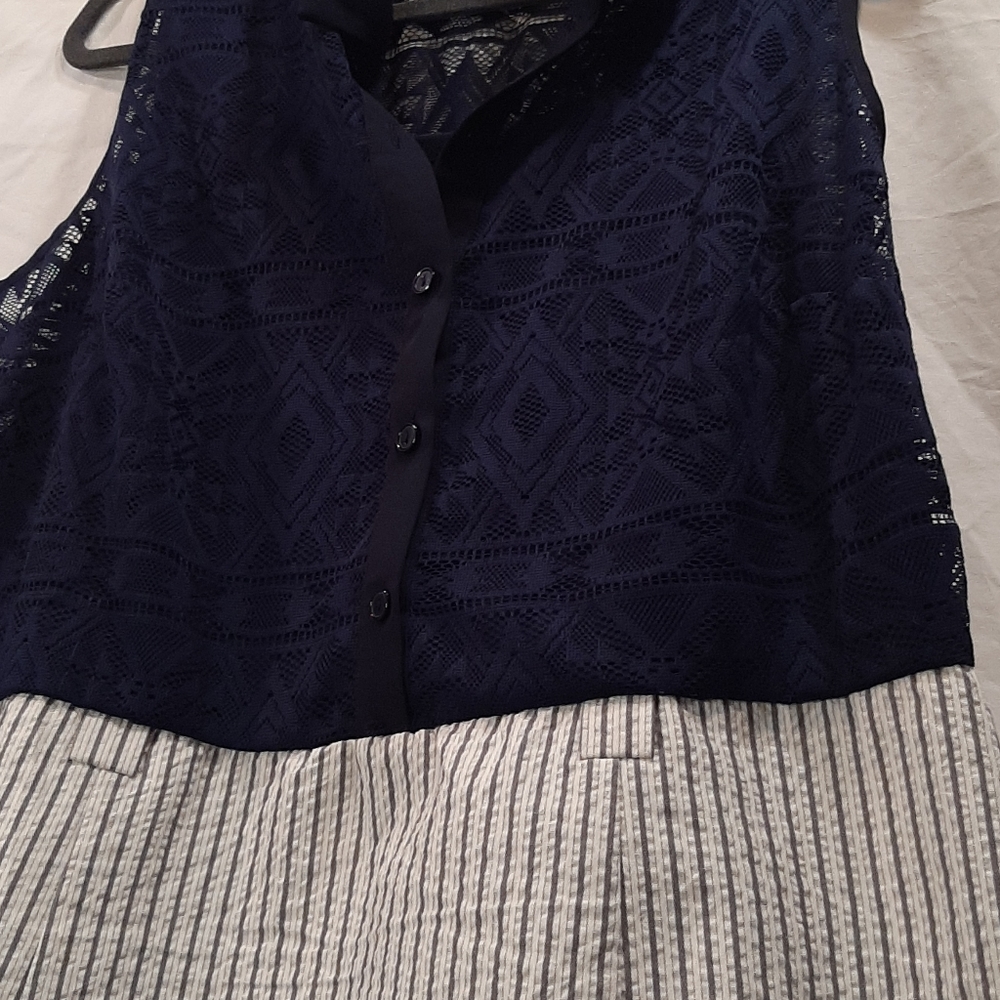 Dress - Picture 2 of 8